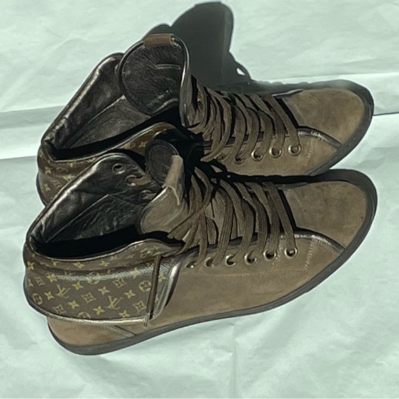 LOUIS VUITTON - FOLD OVER - Picture 7 of 14